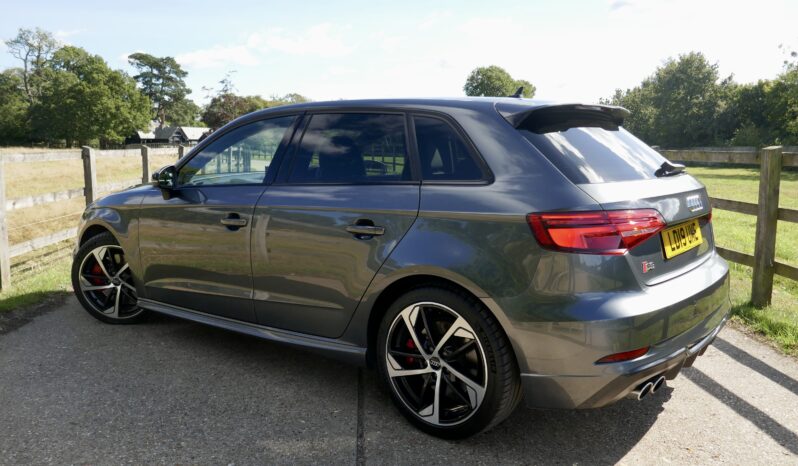 Audi S3 2.0 TFSI Black Edition Sportback S Tronic quattro Euro 6 (s/s) 5dr full